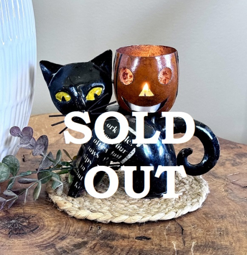 SCAREDY-CAT TEALIGHT HOLDER *NEW*